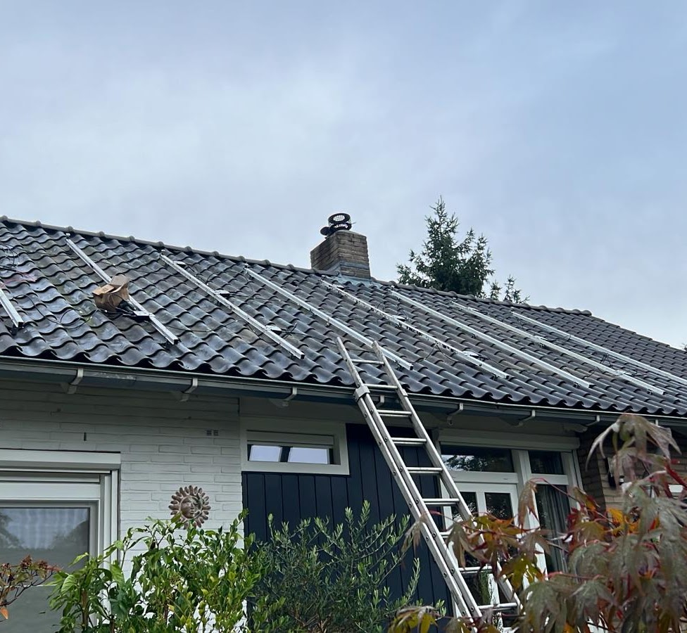 Zonnepanelen plaatsen